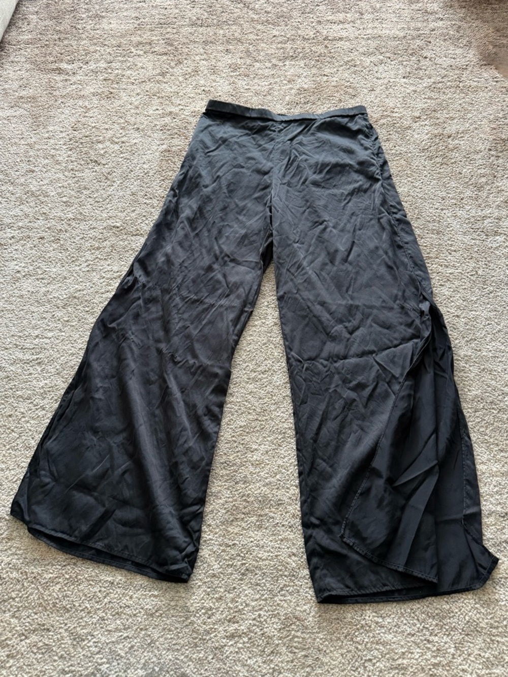 Lunya Washable Silk Pant - Picture 3 of 4